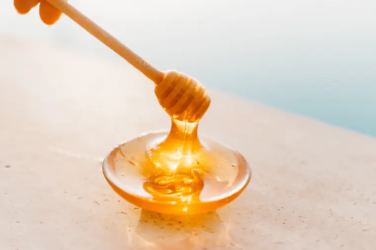 Benefits of Honey on the Face