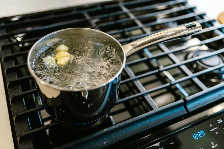How to Treat a Burn From Boiling Water